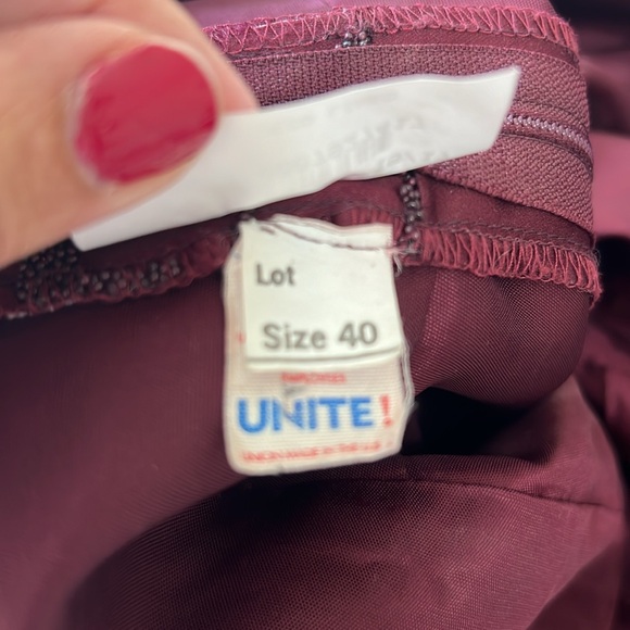 Burgundy wine, maroon gown Mother of bride/groom, size 12/14. 40” bust, prom - Picture 9 of 9